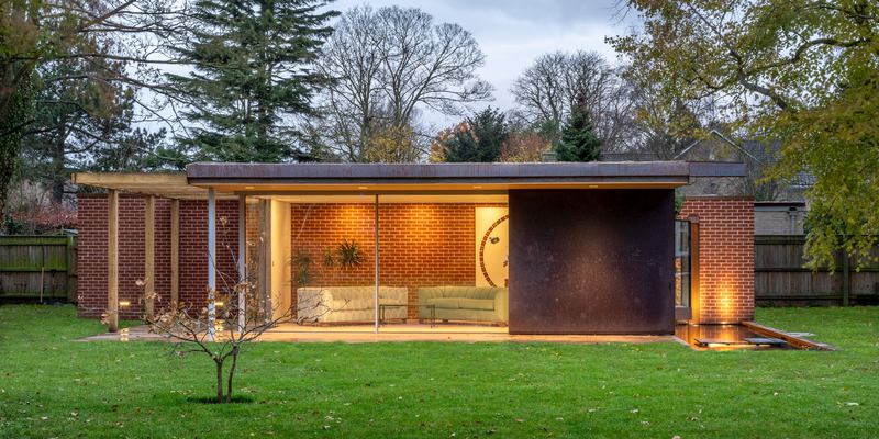 Toni Moses Design Building In Garden Cover